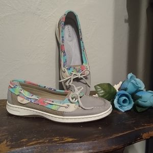 NWOT Sperry's Topsider sz6